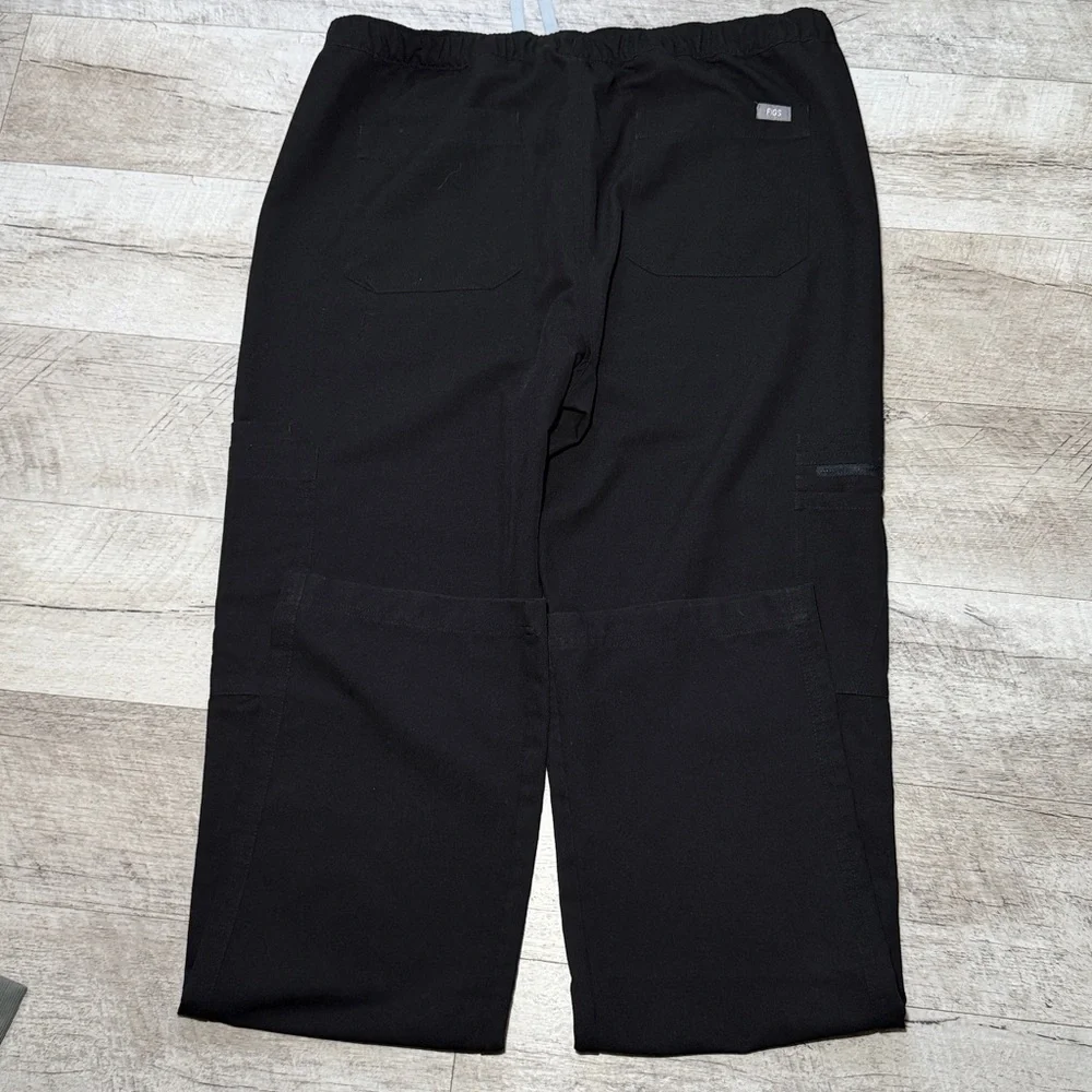 Cairo Cargo Scrub Pants Size L/T men’s